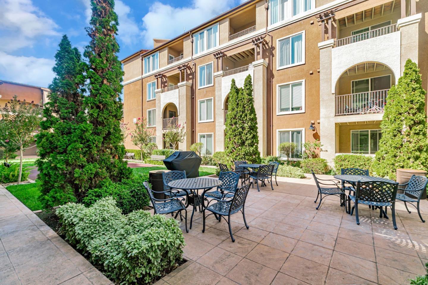 Detail Gallery Image 26 of 40 For 801 S Winchester Blvd #2401,  San Jose,  CA 95128 - 1 Beds | 1 Baths