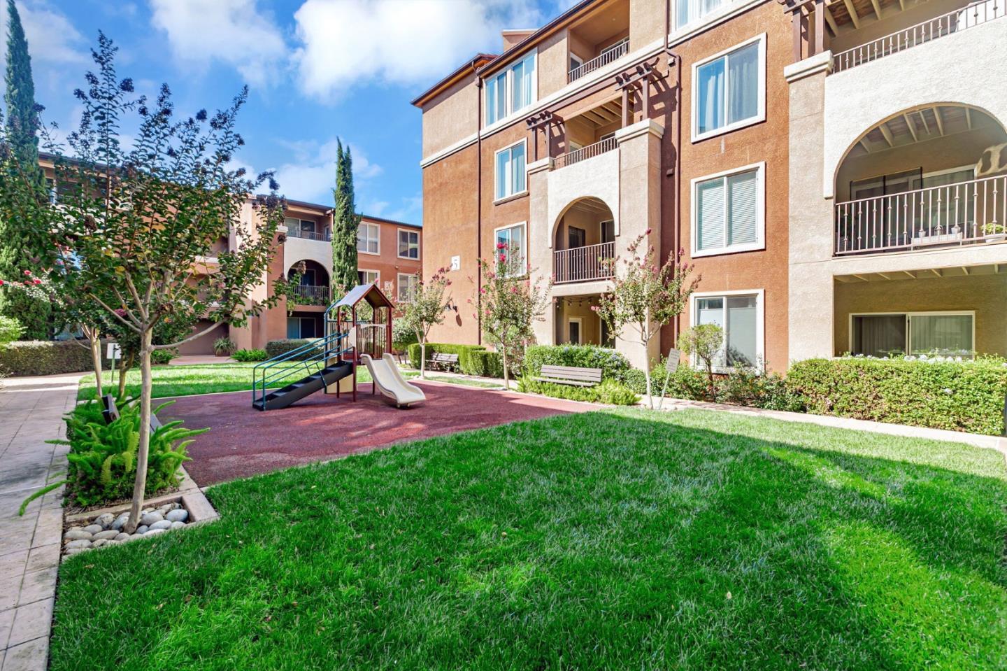 Detail Gallery Image 29 of 40 For 801 S Winchester Blvd #2401,  San Jose,  CA 95128 - 1 Beds | 1 Baths