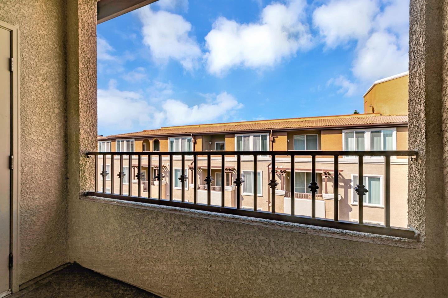 Detail Gallery Image 32 of 40 For 801 S Winchester Blvd #2401,  San Jose,  CA 95128 - 1 Beds | 1 Baths