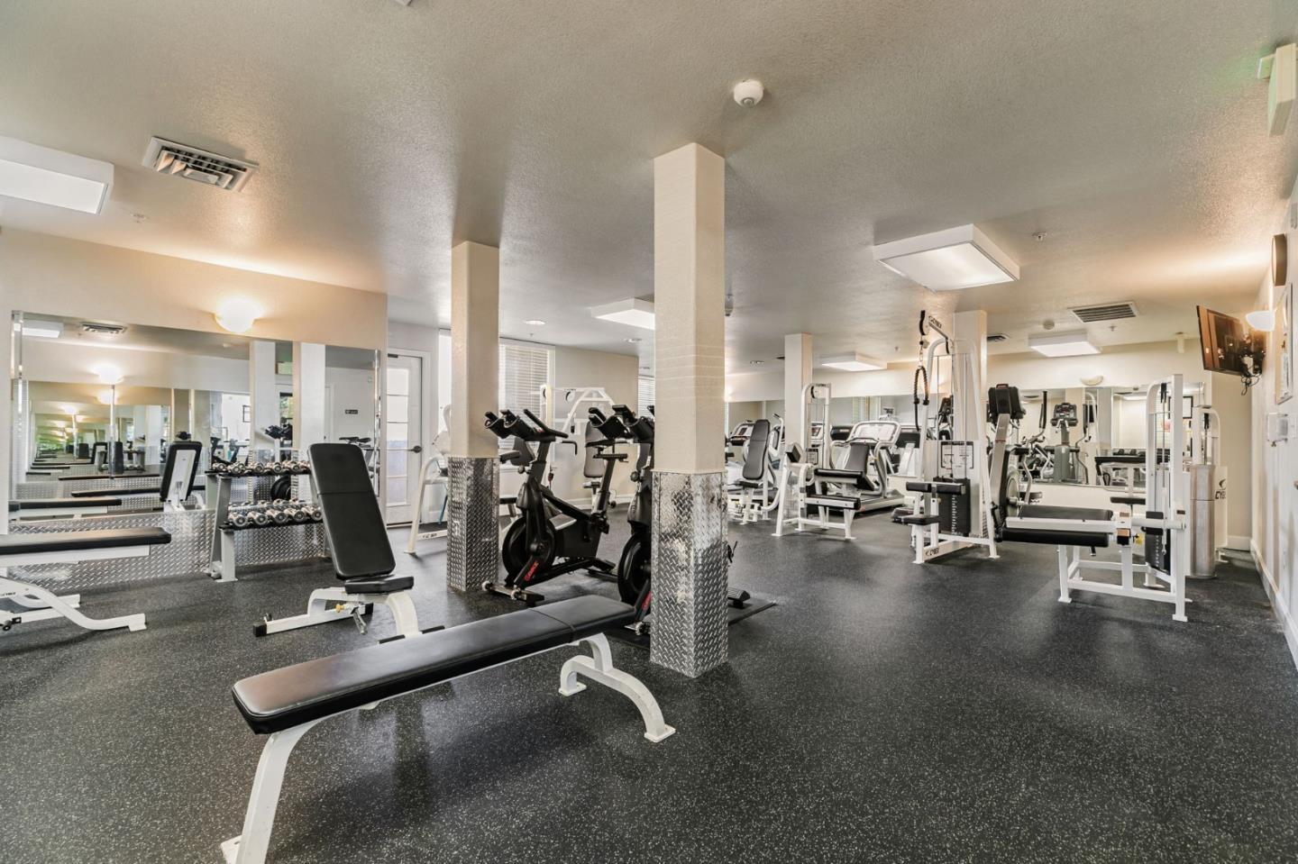 Detail Gallery Image 8 of 40 For 801 S Winchester Blvd #2401,  San Jose,  CA 95128 - 1 Beds | 1 Baths