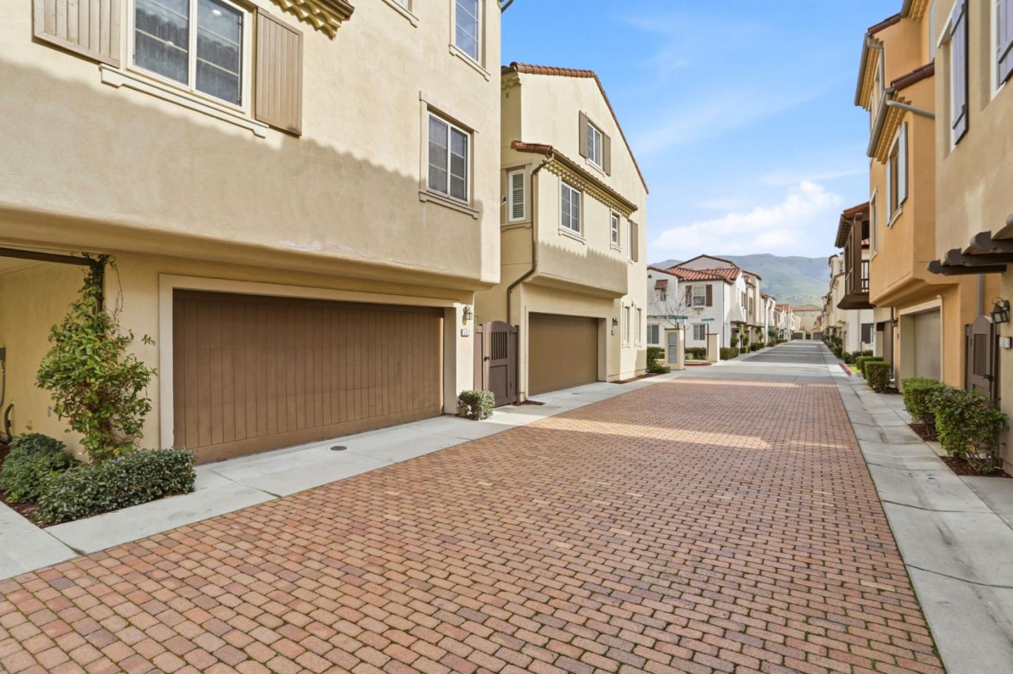 Detail Gallery Image 22 of 24 For 582 Ginkgo Ter, Fremont,  CA 94539 - 4 Beds | 3/1 Baths