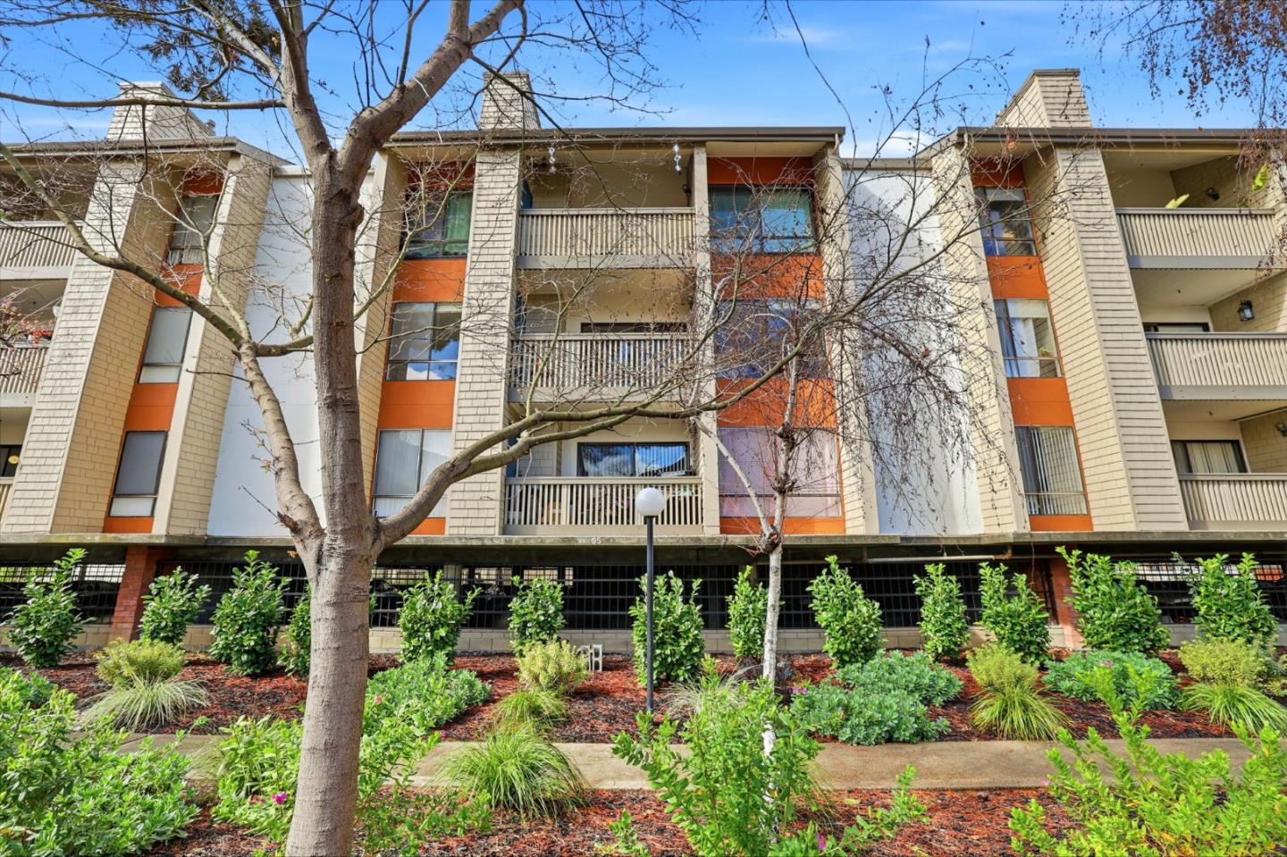 Detail Gallery Image 31 of 39 For 49 Showers Dr #N265,  Mountain View,  CA 94040 - 2 Beds | 2 Baths