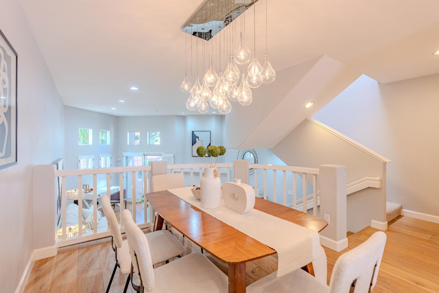 Detail Gallery Image 9 of 33 For 992 Alpine Ter #5,  Sunnyvale,  CA 94086 - 2 Beds | 2/1 Baths