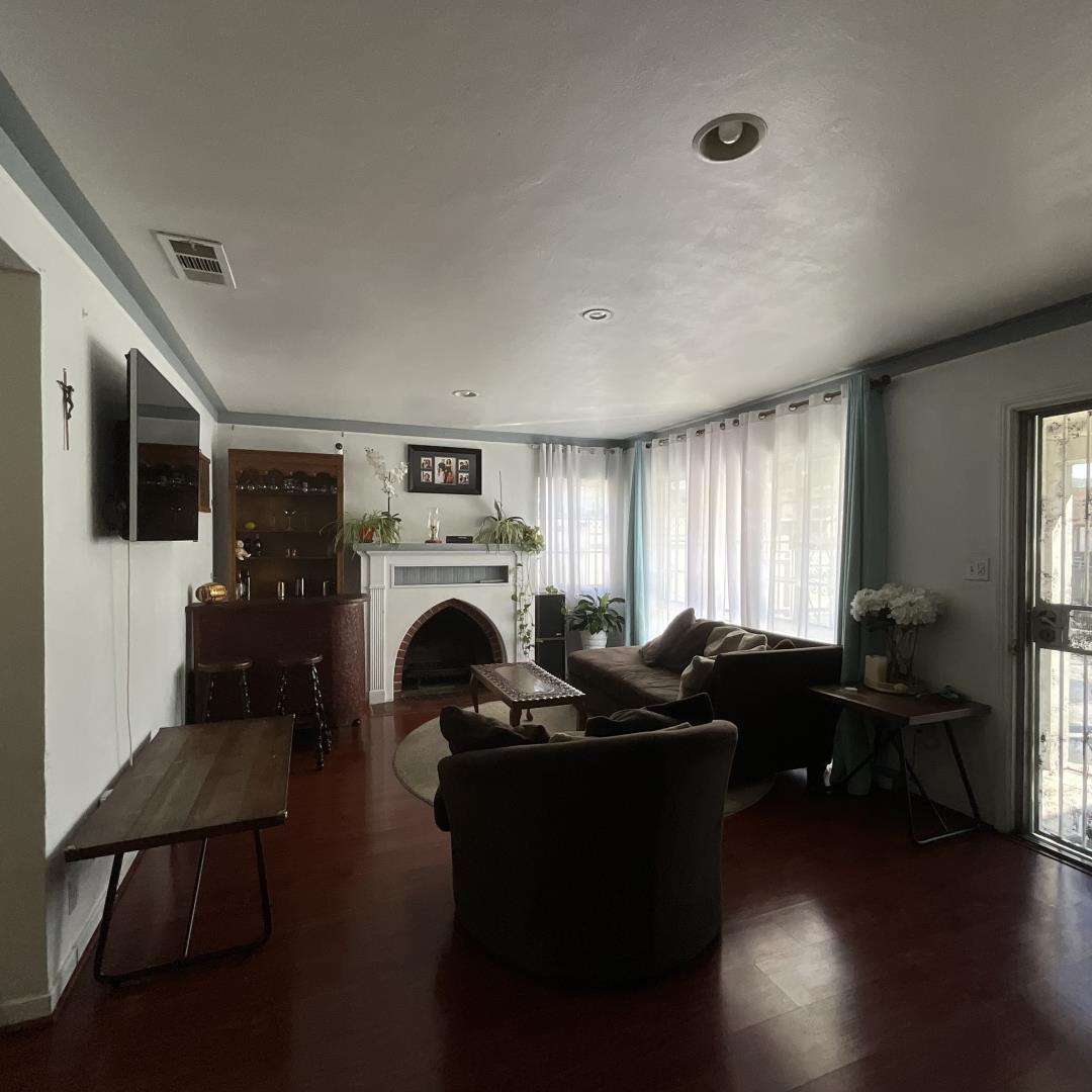 Detail Gallery Image 21 of 39 For 3221 E Hills Dr, San Jose,  CA 95127 - 2 Beds | 1 Baths