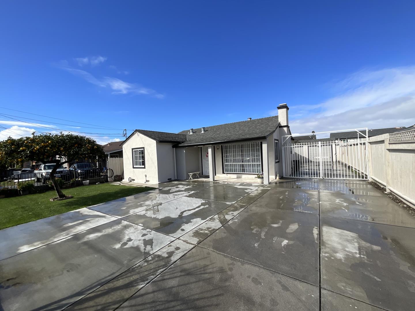 Detail Gallery Image 4 of 39 For 3221 E Hills Dr, San Jose,  CA 95127 - 2 Beds | 1 Baths