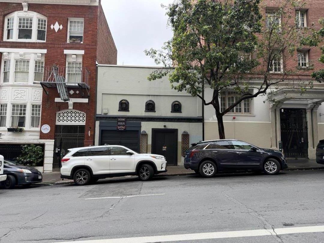 Detail Gallery Image 3 of 3 For 883 Sutter St, San Francisco,  CA 94109 - – Beds | – Baths