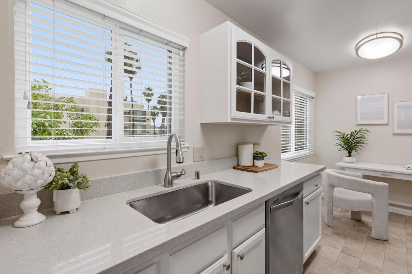 Detail Gallery Image 6 of 39 For 916 Beach Park Blvd #65,  Foster City,  CA 94404 - 2 Beds | 2 Baths