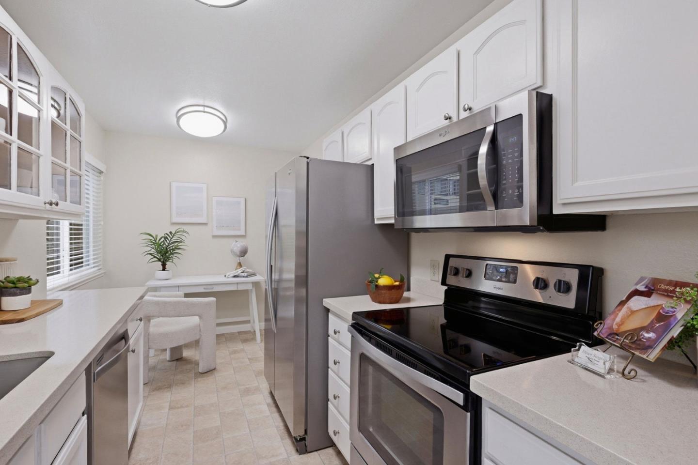 Detail Gallery Image 7 of 39 For 916 Beach Park Blvd #65,  Foster City,  CA 94404 - 2 Beds | 2 Baths