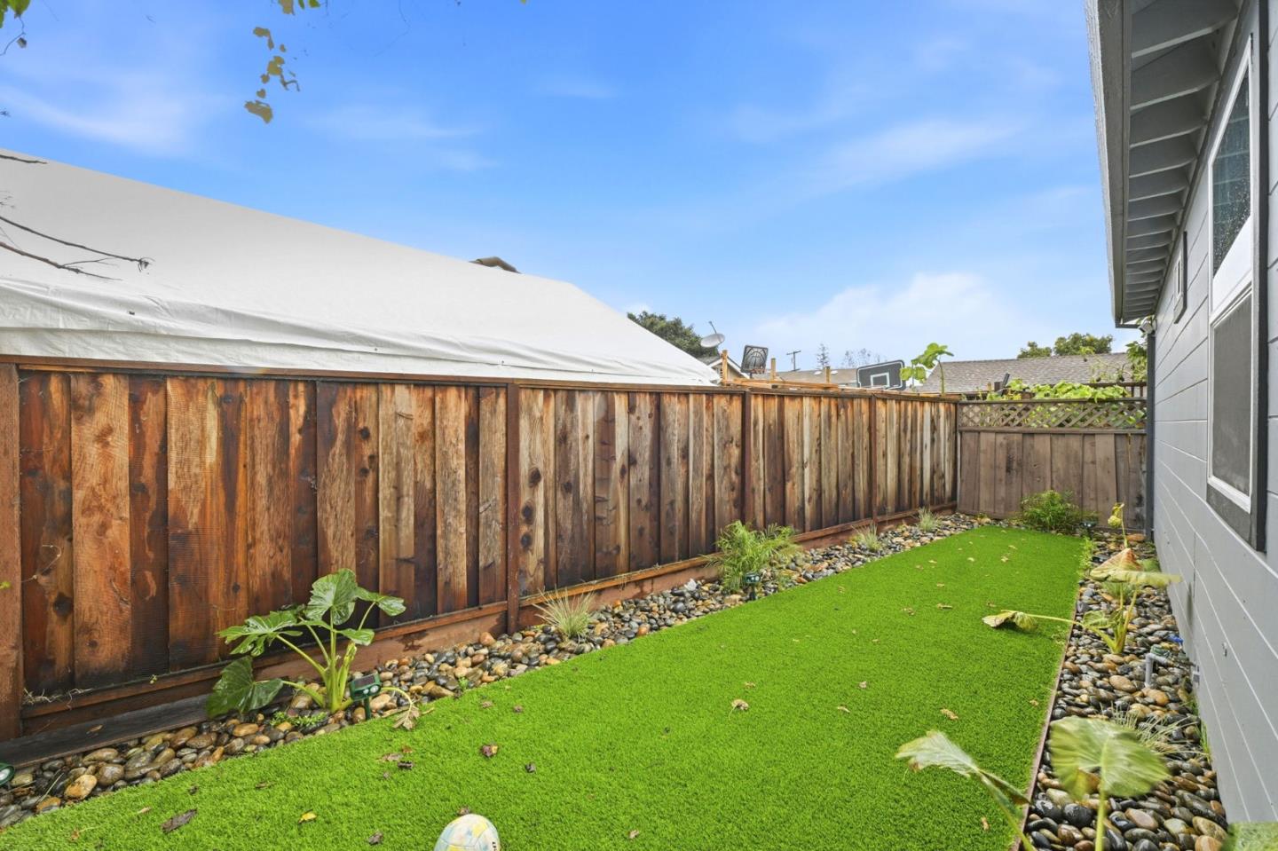 Detail Gallery Image 18 of 20 For 1397 Vine St, San Jose,  CA 95110 - 2 Beds | 1 Baths