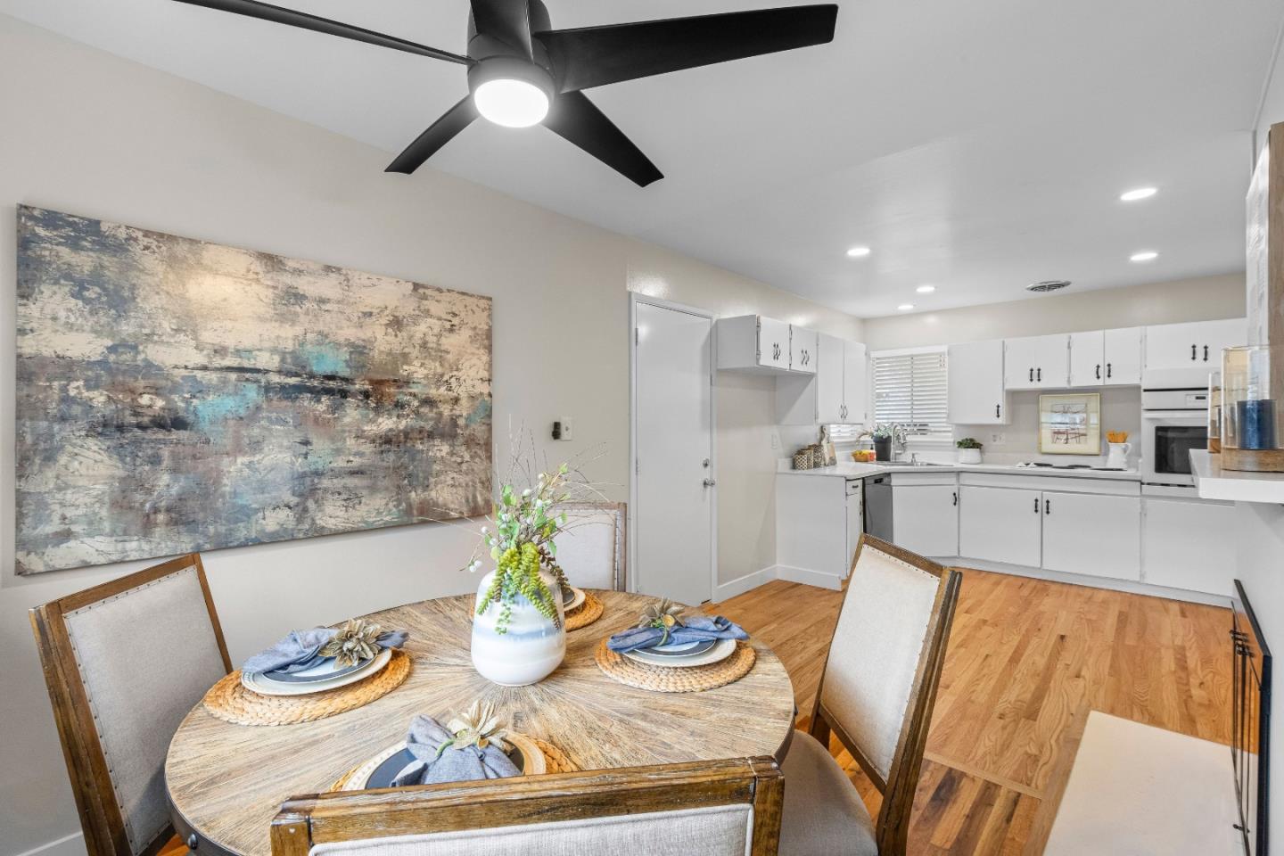 Detail Gallery Image 11 of 38 For 2788 Lexford Ave, San Jose,  CA 95124 - 3 Beds | 2 Baths