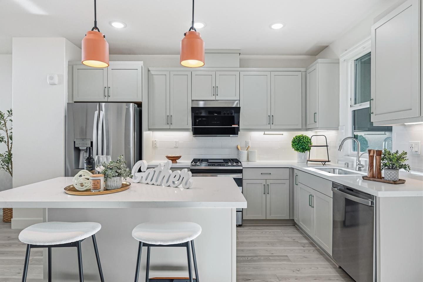 Detail Gallery Image 10 of 43 For 815 Santa Cecilia Ter, Sunnyvale,  CA 94085 - 3 Beds | 3/1 Baths