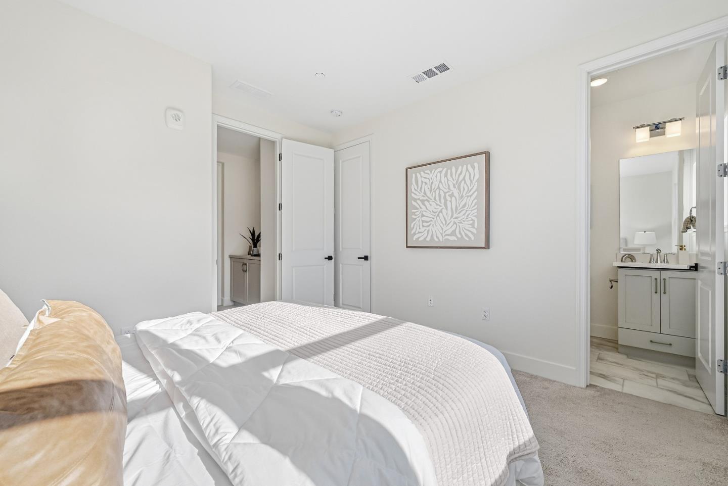 Detail Gallery Image 16 of 43 For 815 Santa Cecilia Ter, Sunnyvale,  CA 94085 - 3 Beds | 3/1 Baths