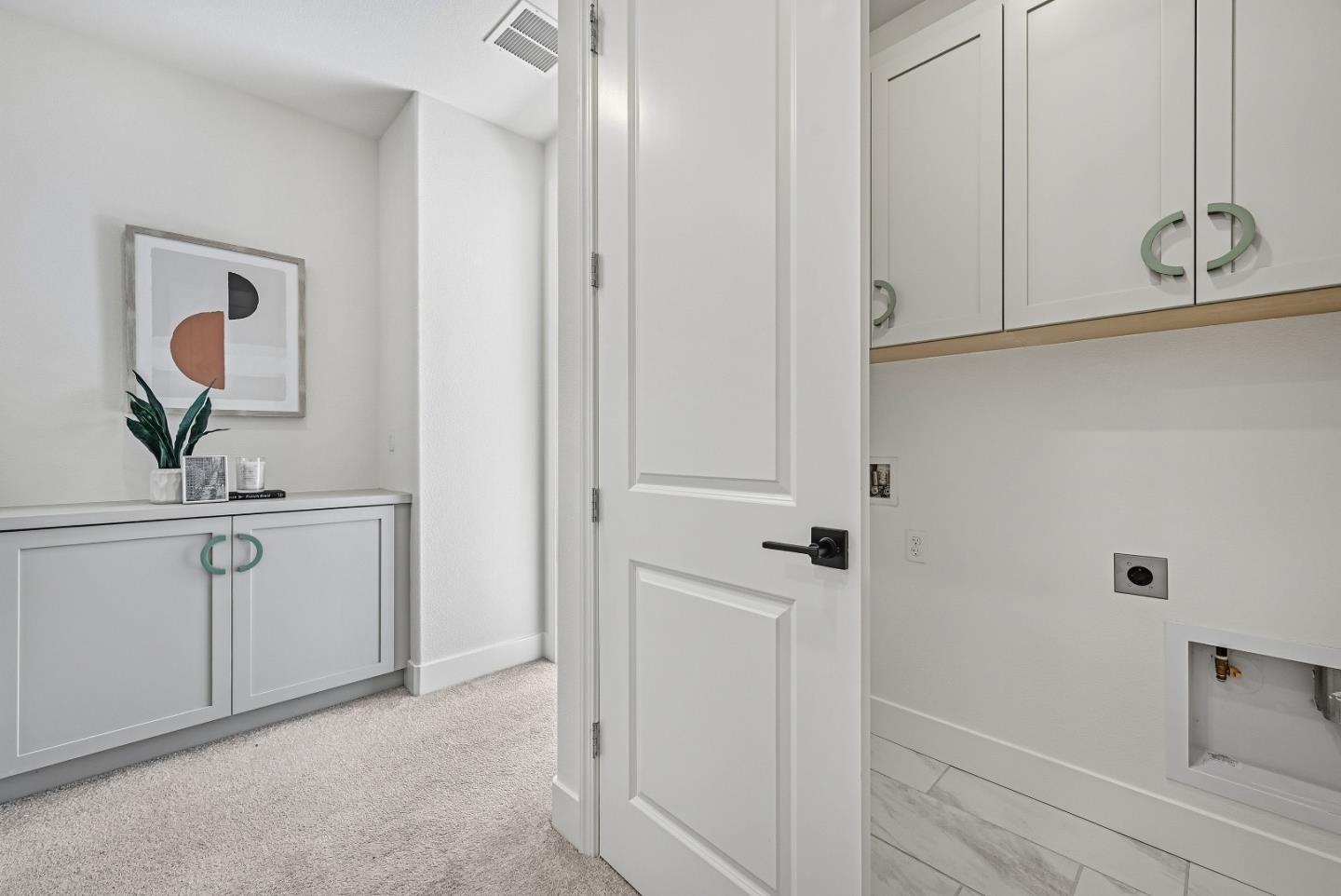 Detail Gallery Image 23 of 43 For 815 Santa Cecilia Ter, Sunnyvale,  CA 94085 - 3 Beds | 3/1 Baths