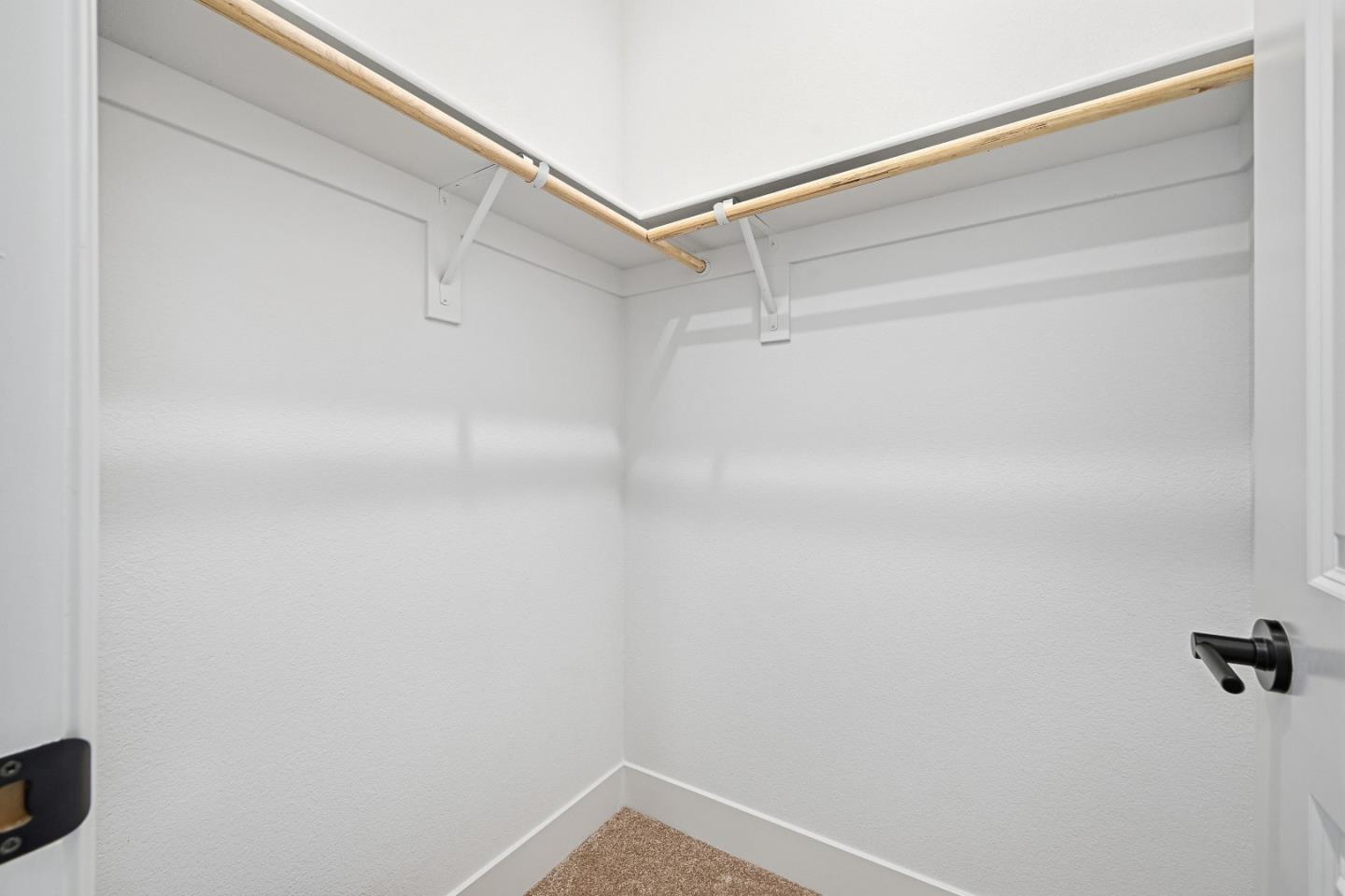 Detail Gallery Image 26 of 43 For 815 Santa Cecilia Ter, Sunnyvale,  CA 94085 - 3 Beds | 3/1 Baths