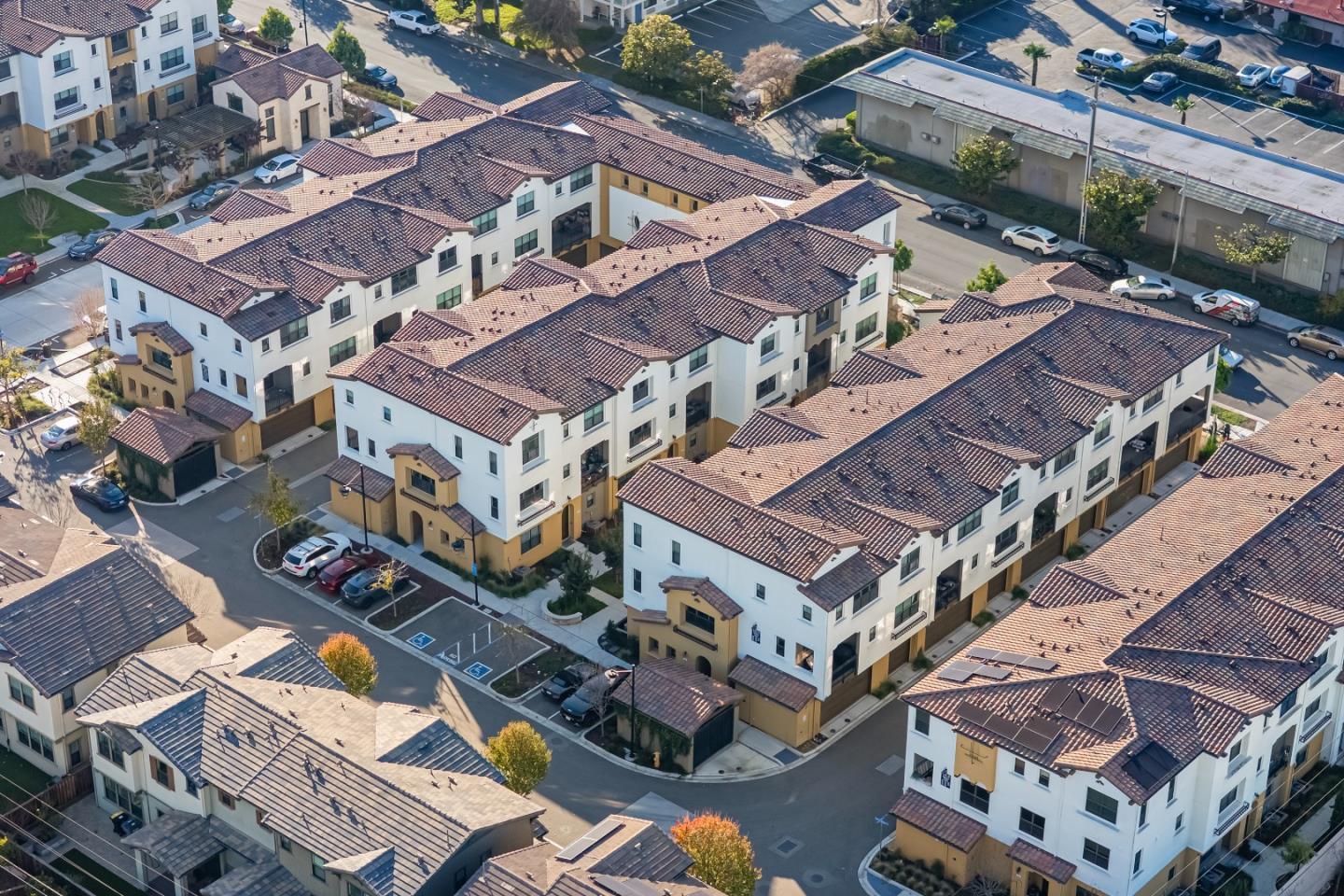 Detail Gallery Image 43 of 43 For 815 Santa Cecilia Ter, Sunnyvale,  CA 94085 - 3 Beds | 3/1 Baths