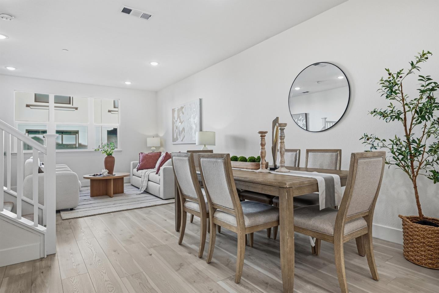 Detail Gallery Image 9 of 43 For 815 Santa Cecilia Ter, Sunnyvale,  CA 94085 - 3 Beds | 3/1 Baths