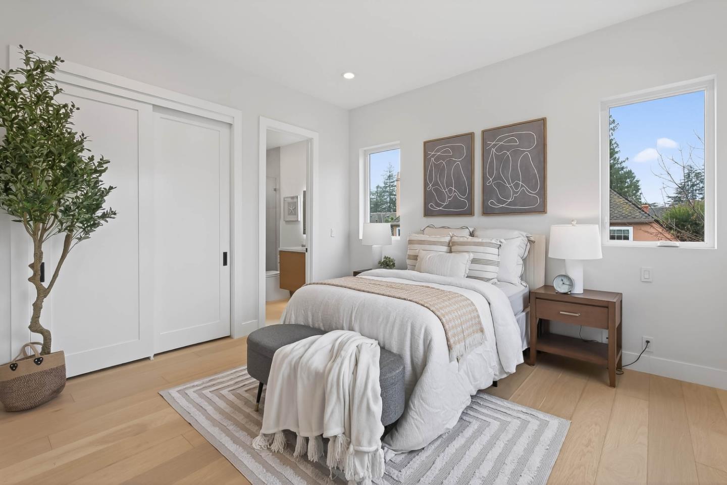 Detail Gallery Image 17 of 42 For 10468 S Stelling Rd, Cupertino,  CA 95014 - 6 Beds | 5/1 Baths