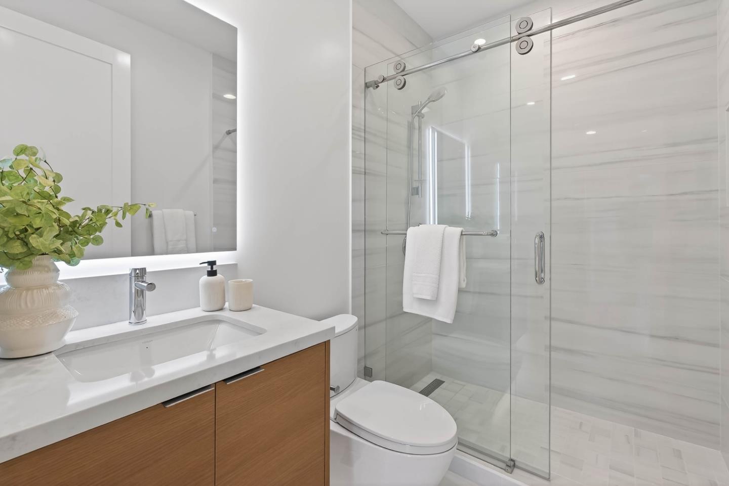 Detail Gallery Image 26 of 42 For 10468 S Stelling Rd, Cupertino,  CA 95014 - 6 Beds | 5/1 Baths