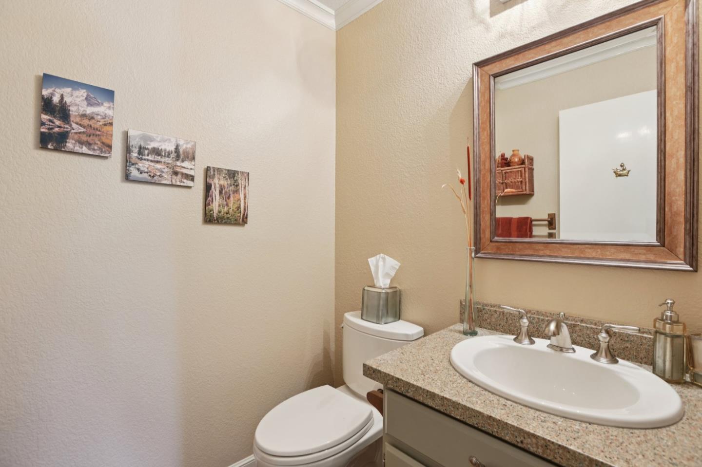 Detail Gallery Image 22 of 66 For 939 Fassler Ave, Pacifica,  CA 94044 - 2 Beds | 2/1 Baths