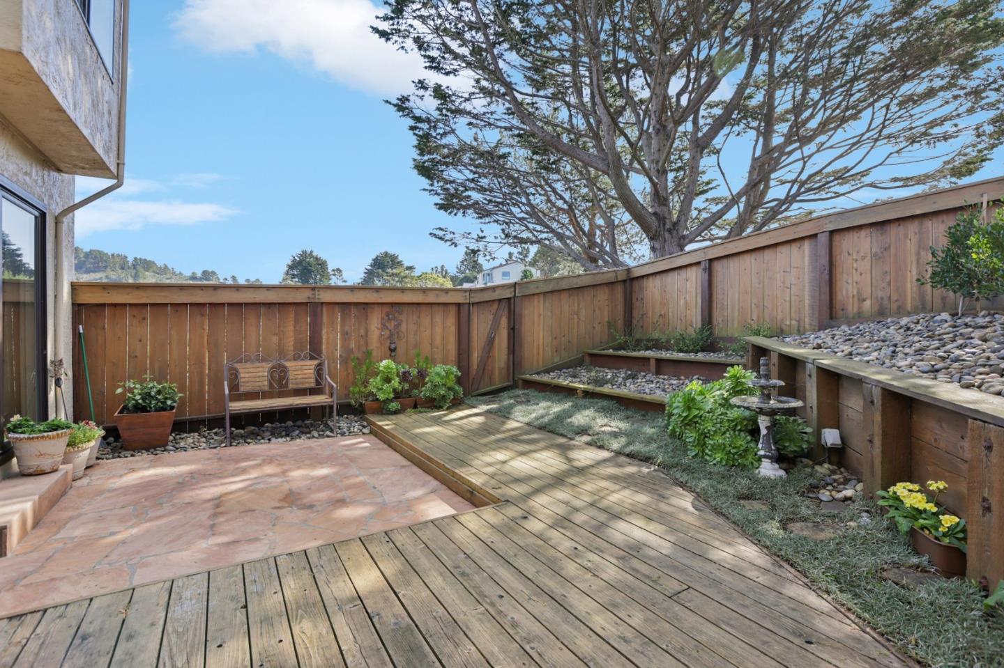 Detail Gallery Image 44 of 66 For 939 Fassler Ave, Pacifica,  CA 94044 - 2 Beds | 2/1 Baths