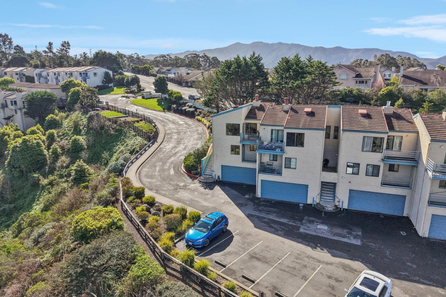 Detail Gallery Image 51 of 66 For 939 Fassler Ave, Pacifica,  CA 94044 - 2 Beds | 2/1 Baths