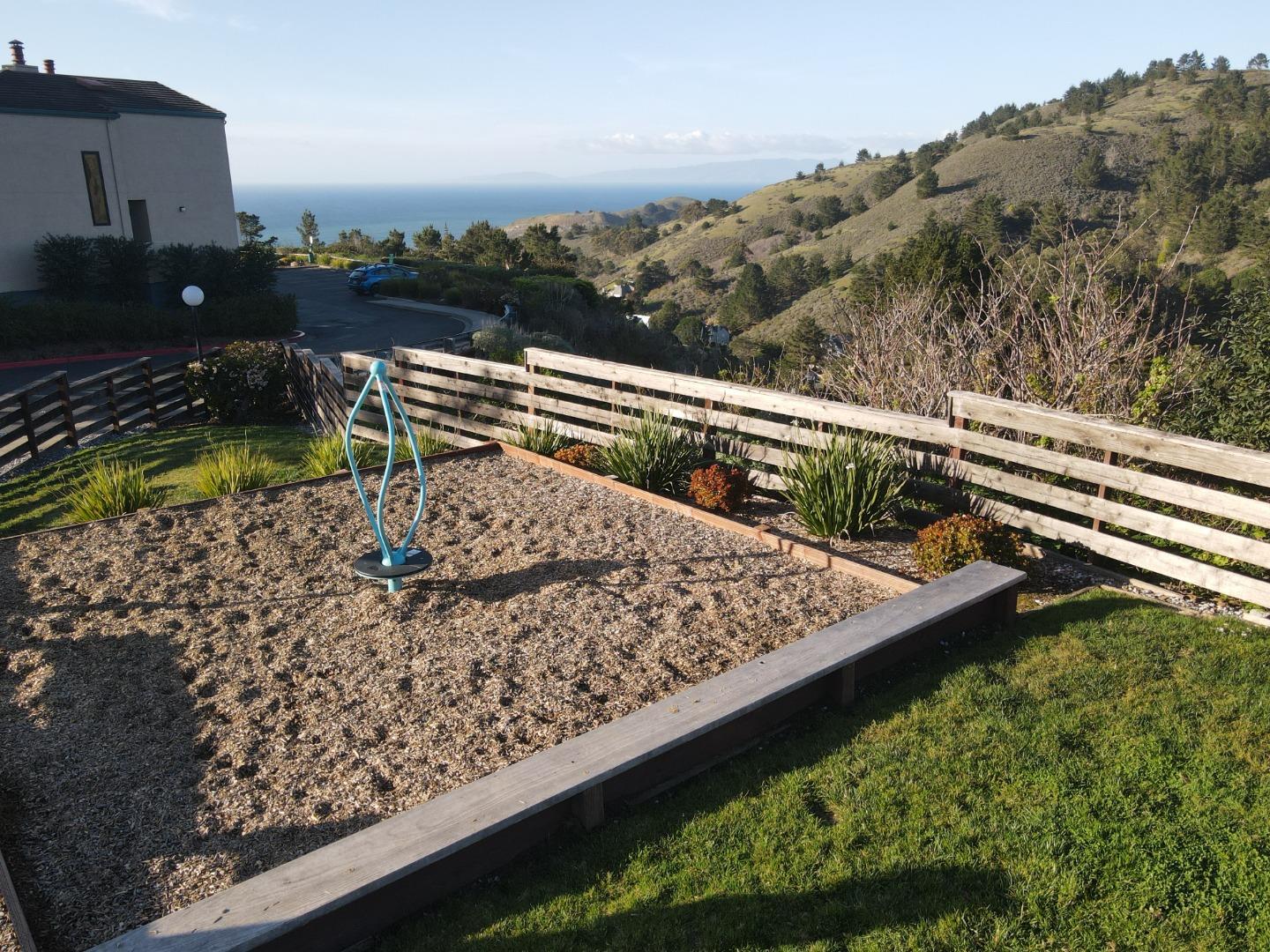 Detail Gallery Image 56 of 66 For 939 Fassler Ave, Pacifica,  CA 94044 - 2 Beds | 2/1 Baths