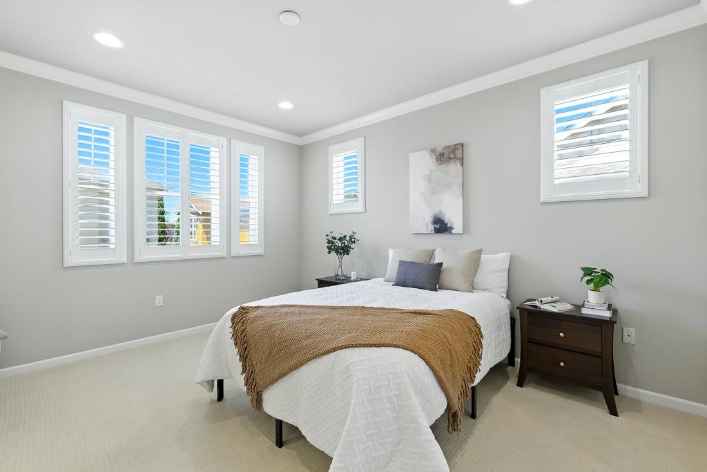 Detail Gallery Image 15 of 37 For 2813 Pinnacles Ter, Fremont,  CA 94538 - 4 Beds | 3/1 Baths