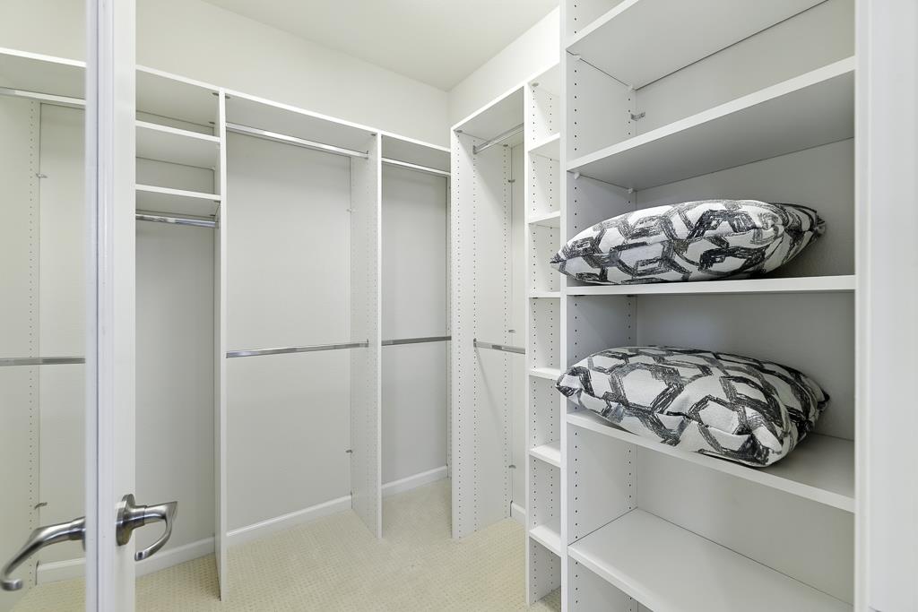 Detail Gallery Image 20 of 37 For 2813 Pinnacles Ter, Fremont,  CA 94538 - 4 Beds | 3/1 Baths