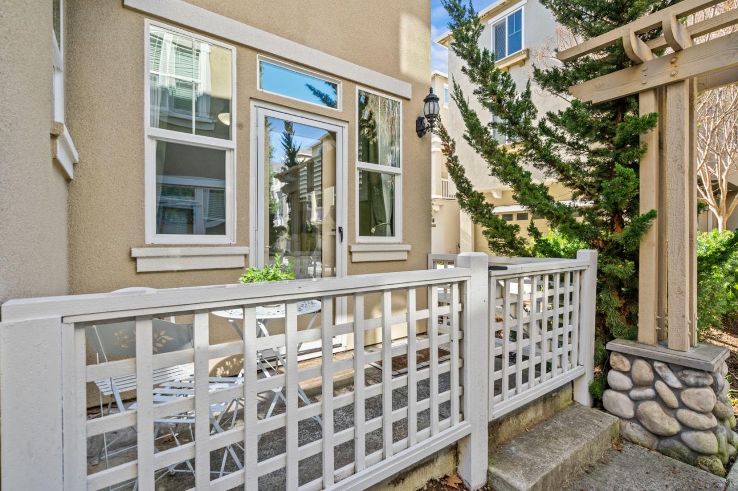 Detail Gallery Image 28 of 37 For 2813 Pinnacles Ter, Fremont,  CA 94538 - 4 Beds | 3/1 Baths