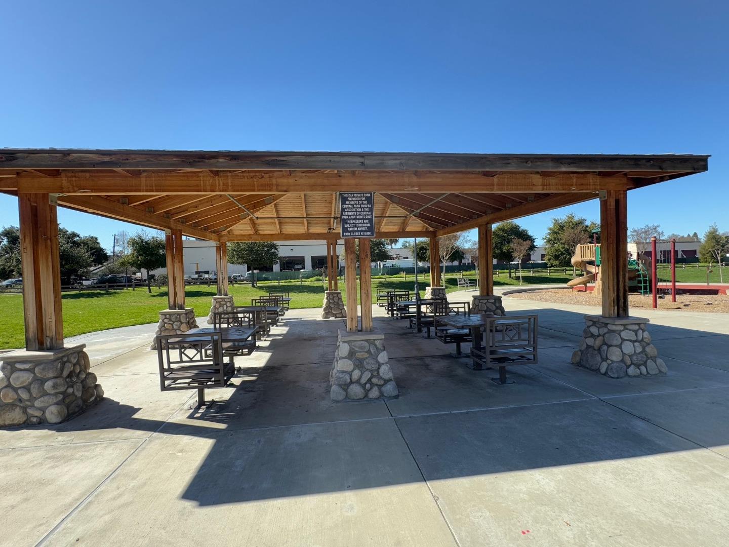 Detail Gallery Image 35 of 37 For 2813 Pinnacles Ter, Fremont,  CA 94538 - 4 Beds | 3/1 Baths