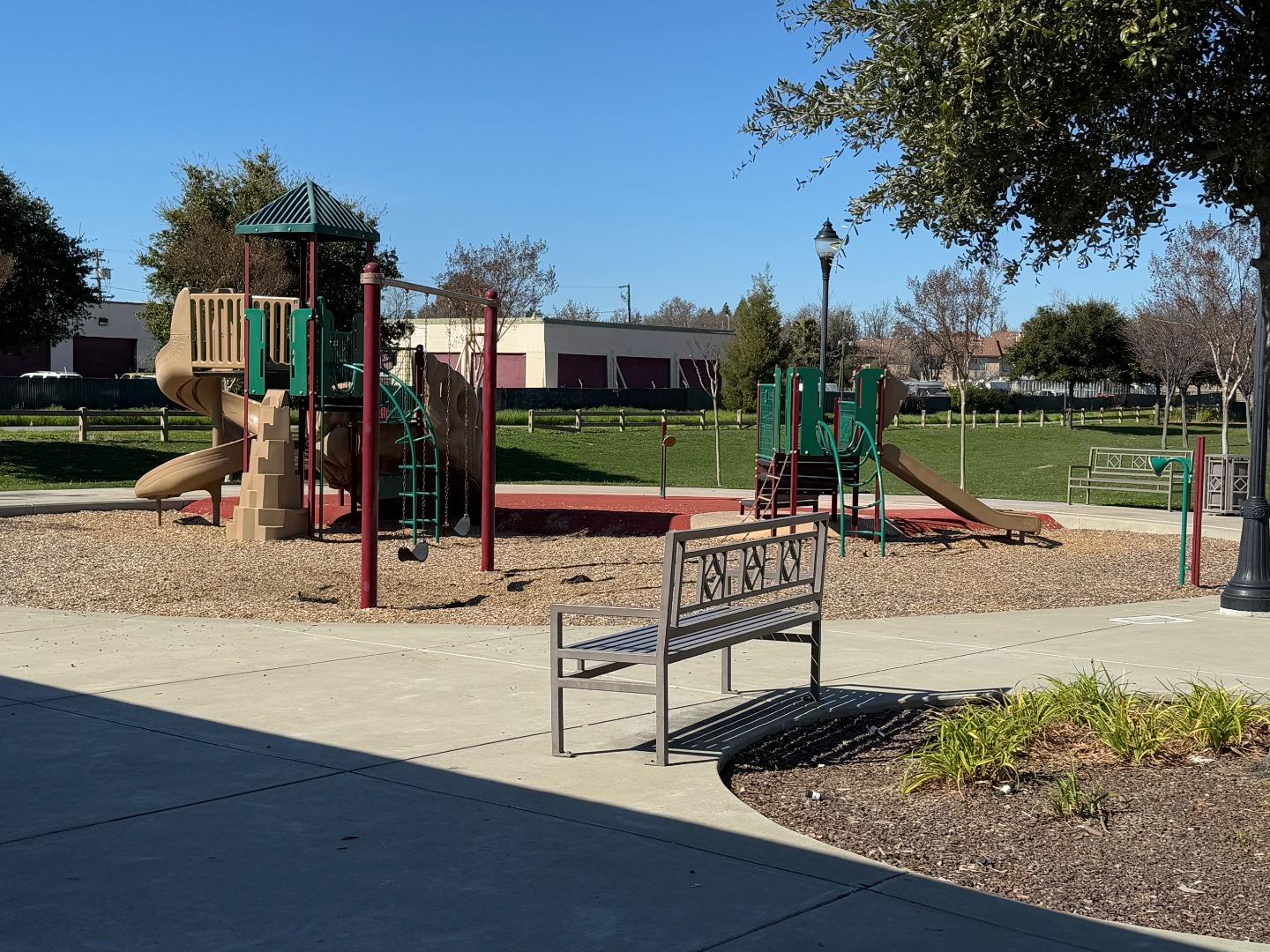 Detail Gallery Image 36 of 37 For 2813 Pinnacles Ter, Fremont,  CA 94538 - 4 Beds | 3/1 Baths