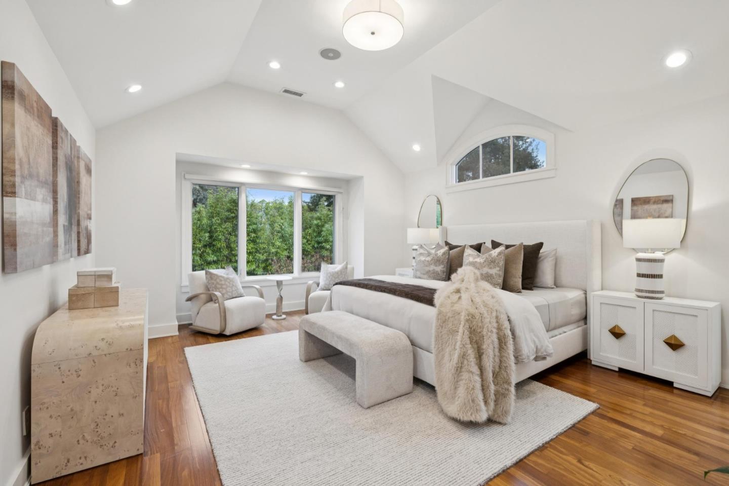 Detail Gallery Image 22 of 43 For 1045 College Ave, Menlo Park,  CA 94025 - 5 Beds | 4/1 Baths