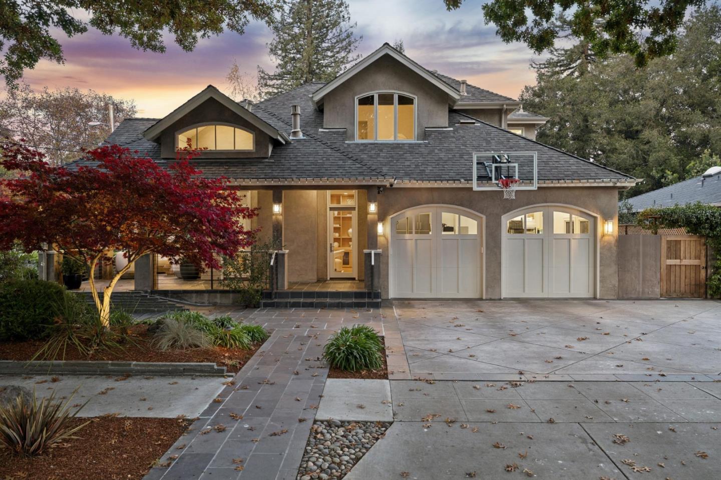 Detail Gallery Image 3 of 43 For 1045 College Ave, Menlo Park,  CA 94025 - 5 Beds | 4/1 Baths