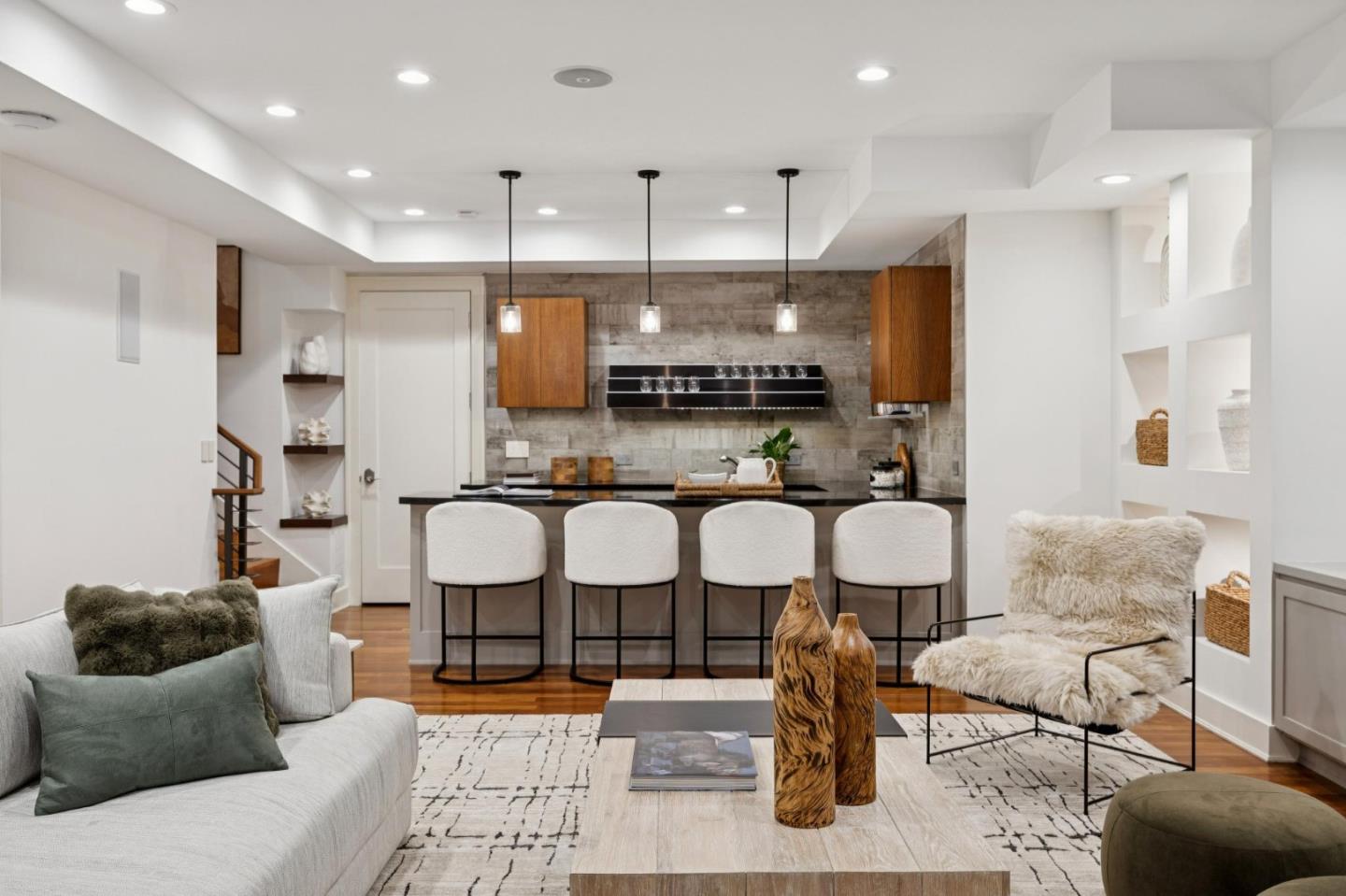 Detail Gallery Image 34 of 43 For 1045 College Ave, Menlo Park,  CA 94025 - 5 Beds | 4/1 Baths