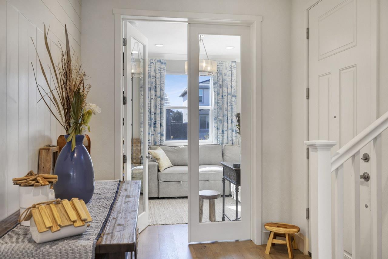 Detail Gallery Image 5 of 43 For 1340 Cavalier Ct, Hollister,  CA 95023 - 3 Beds | 2/1 Baths