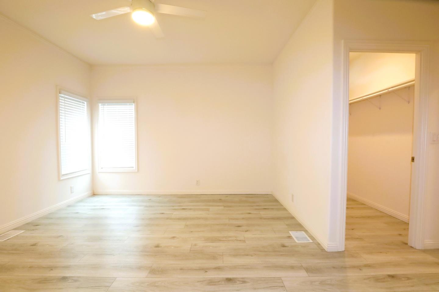 Detail Gallery Image 22 of 30 For 270 Umbarger Rd #81,  San Jose,  CA 95111 - 3 Beds | 2 Baths