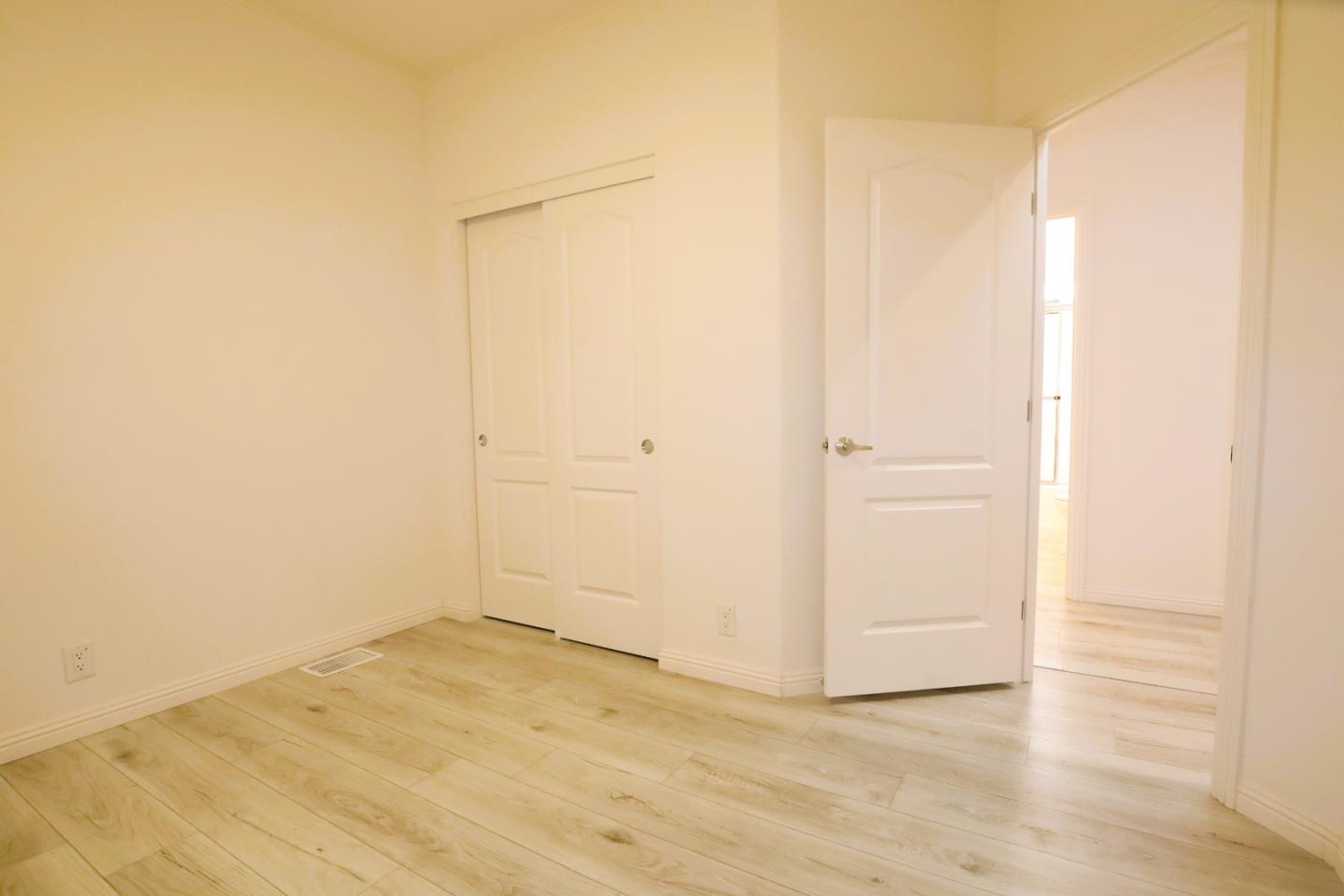 Detail Gallery Image 27 of 30 For 270 Umbarger Rd #81,  San Jose,  CA 95111 - 3 Beds | 2 Baths