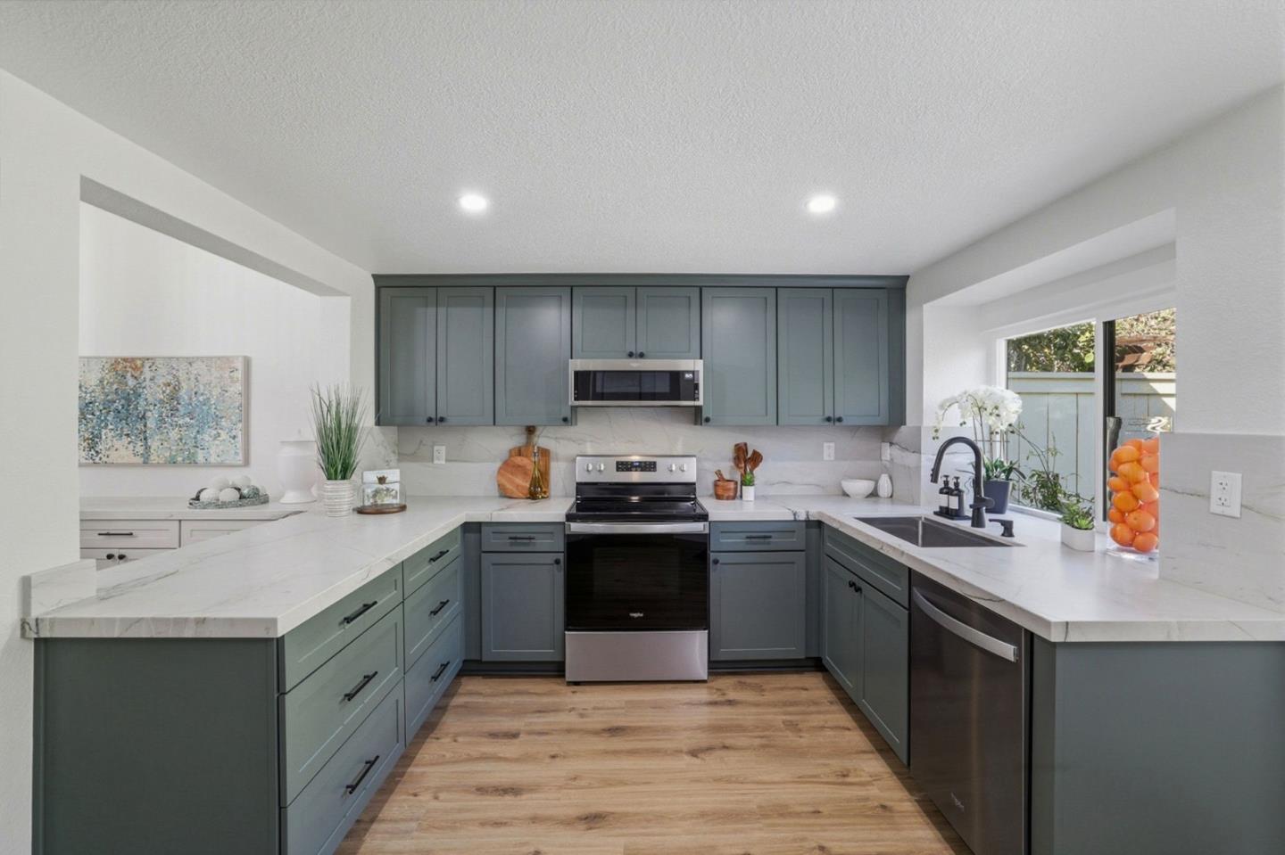 Detail Gallery Image 12 of 46 For 3128 Lake Trasimeno Dr, San Jose,  CA 95135 - 2 Beds | 2 Baths