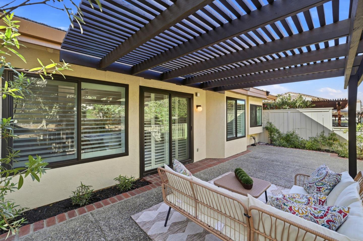 Detail Gallery Image 23 of 46 For 3128 Lake Trasimeno Dr, San Jose,  CA 95135 - 2 Beds | 2 Baths