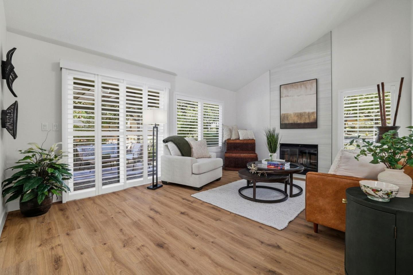 Detail Gallery Image 6 of 46 For 3128 Lake Trasimeno Dr, San Jose,  CA 95135 - 2 Beds | 2 Baths