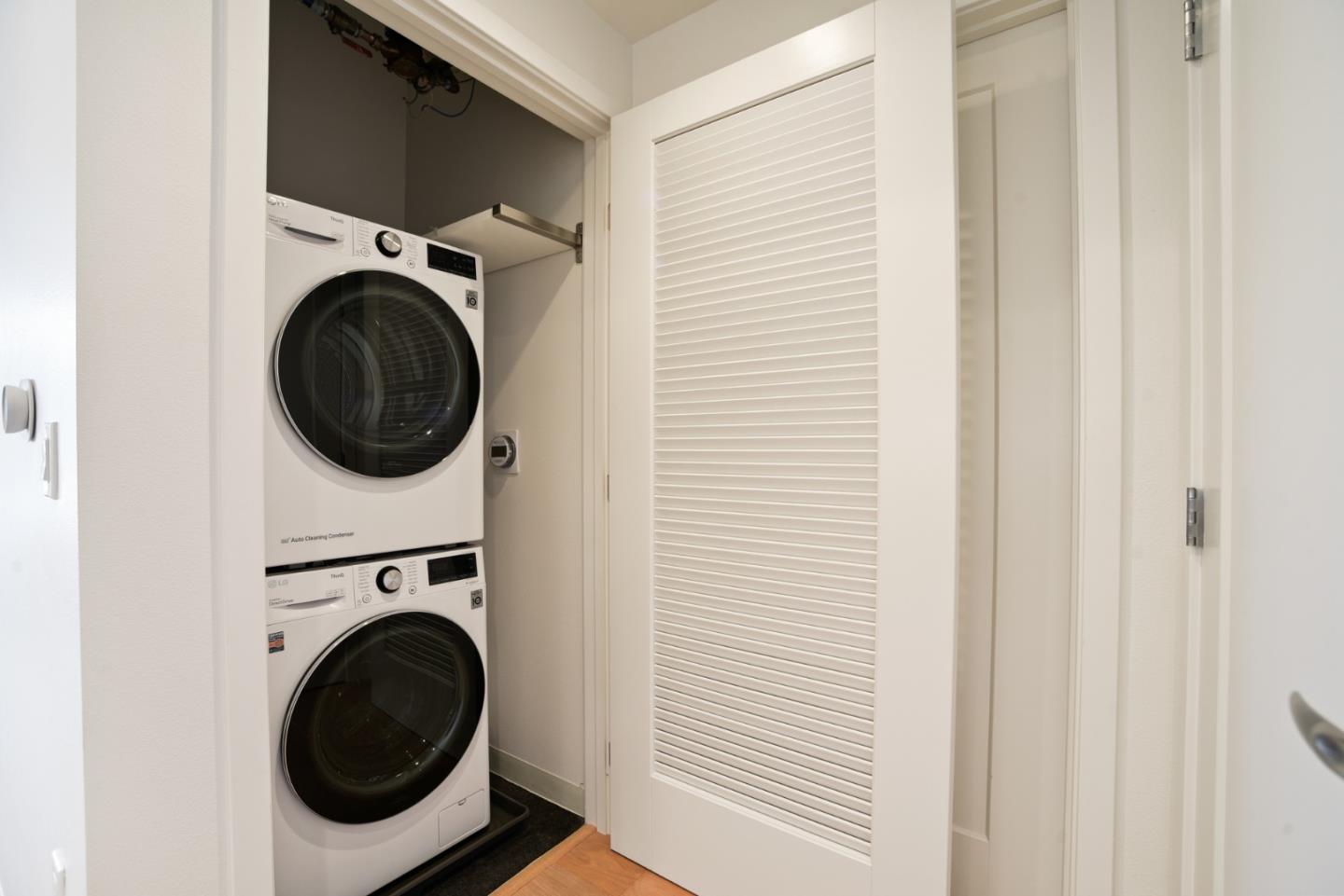 Detail Gallery Image 10 of 16 For 200 Linden Ave #811,  South San Francisco,  CA 94080 - 2 Beds | 2 Baths