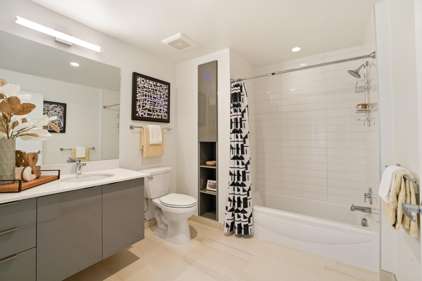 Detail Gallery Image 8 of 16 For 200 Linden Ave #811,  South San Francisco,  CA 94080 - 2 Beds | 2 Baths