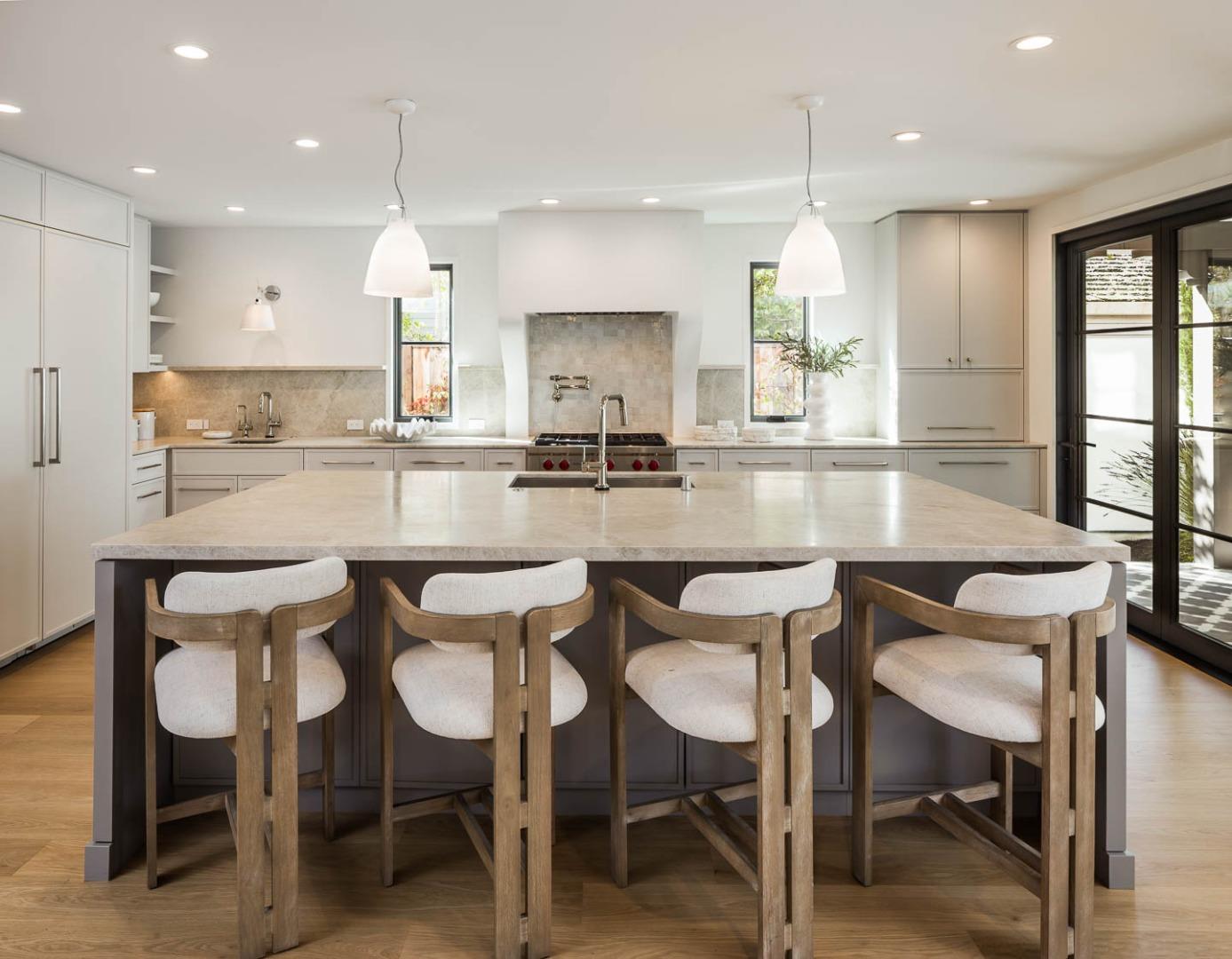 Detail Gallery Image 10 of 26 For 161 Lowell Ave, Palo Alto,  CA 94301 - 5 Beds | 4/1 Baths