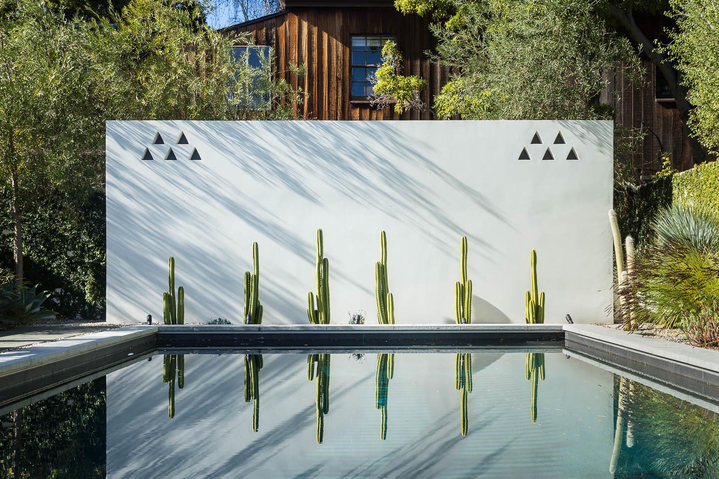 Detail Gallery Image 24 of 26 For 161 Lowell Ave, Palo Alto,  CA 94301 - 5 Beds | 4/1 Baths