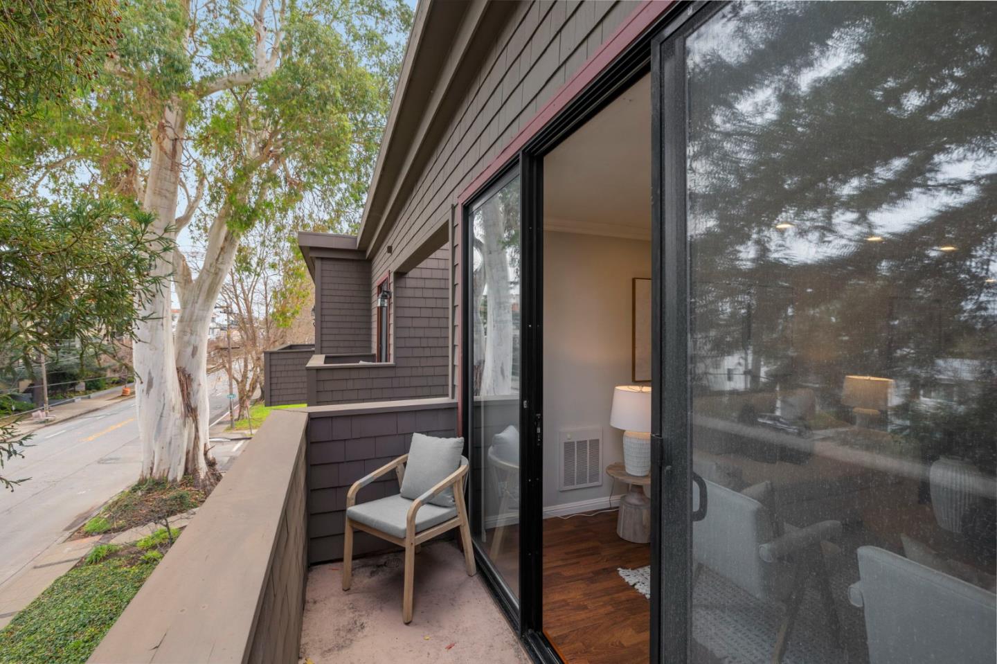 Detail Gallery Image 12 of 57 For 1500 Sherman Ave 3c,  Burlingame,  CA 94010 - 2 Beds | 2 Baths