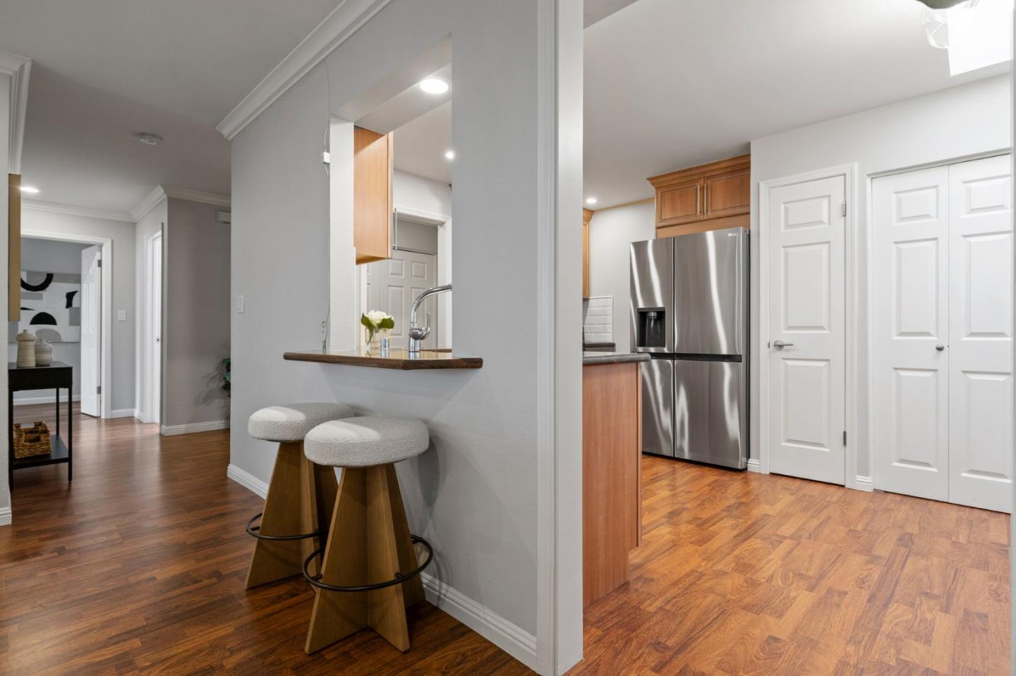 Detail Gallery Image 16 of 57 For 1500 Sherman Ave 3c,  Burlingame,  CA 94010 - 2 Beds | 2 Baths