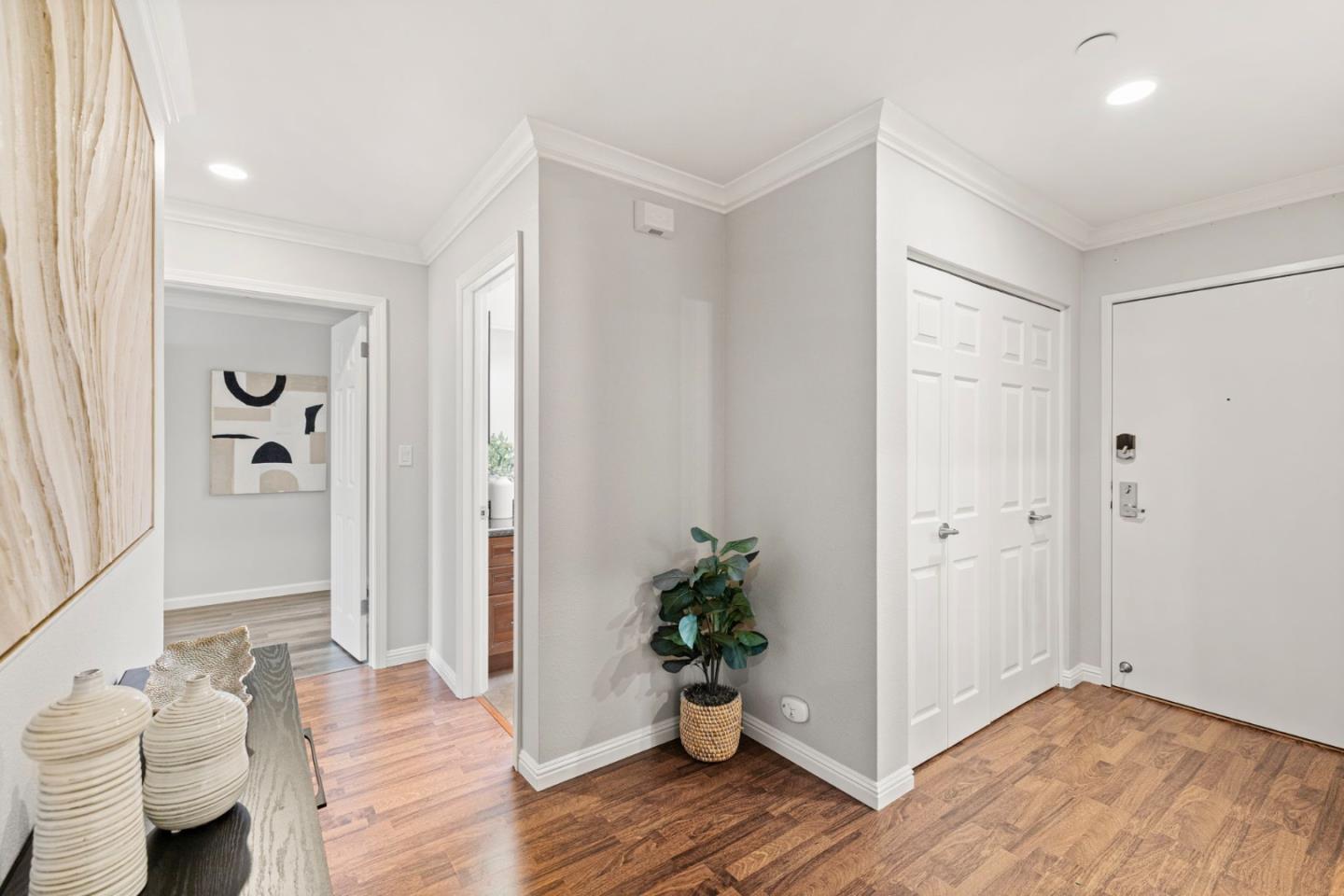 Detail Gallery Image 22 of 57 For 1500 Sherman Ave 3c,  Burlingame,  CA 94010 - 2 Beds | 2 Baths