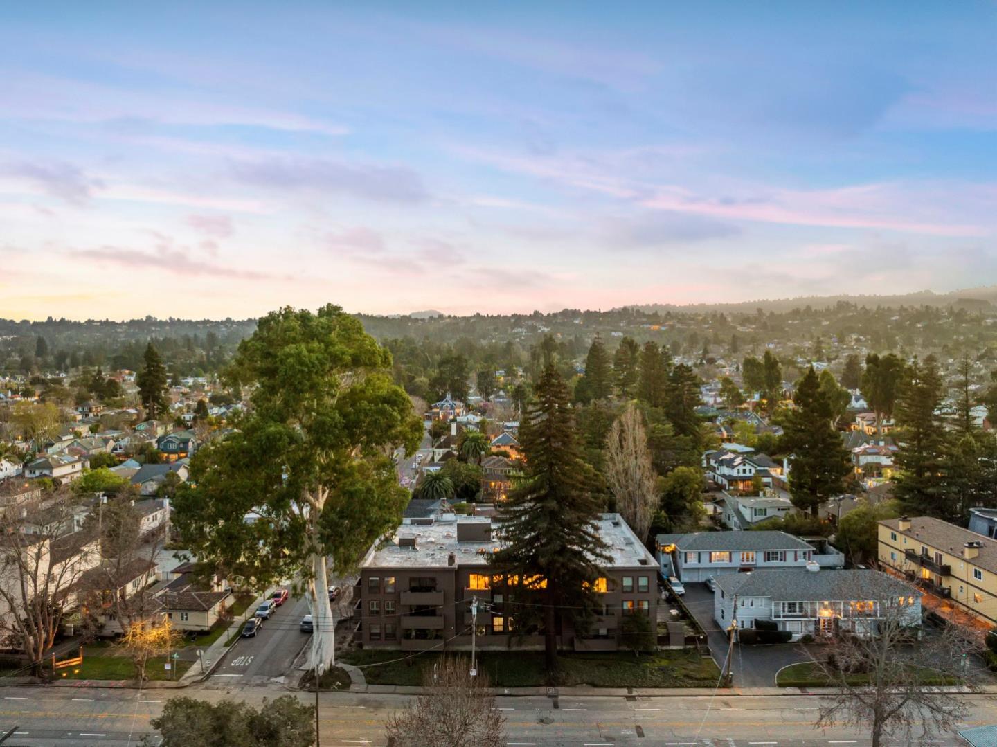 Detail Gallery Image 42 of 57 For 1500 Sherman Ave 3c,  Burlingame,  CA 94010 - 2 Beds | 2 Baths