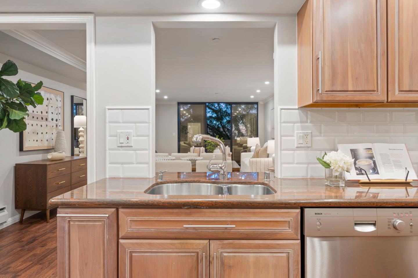 Detail Gallery Image 54 of 57 For 1500 Sherman Ave 3c,  Burlingame,  CA 94010 - 2 Beds | 2 Baths