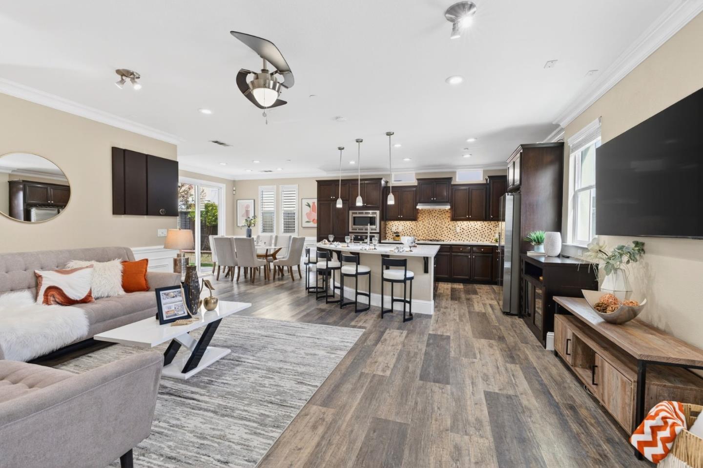 Detail Gallery Image 8 of 50 For 3279 La Rochelle Way, San Jose,  CA 95135 - 4 Beds | 3 Baths